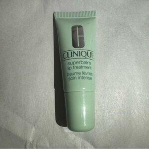 Clinique superbalm lip treatment